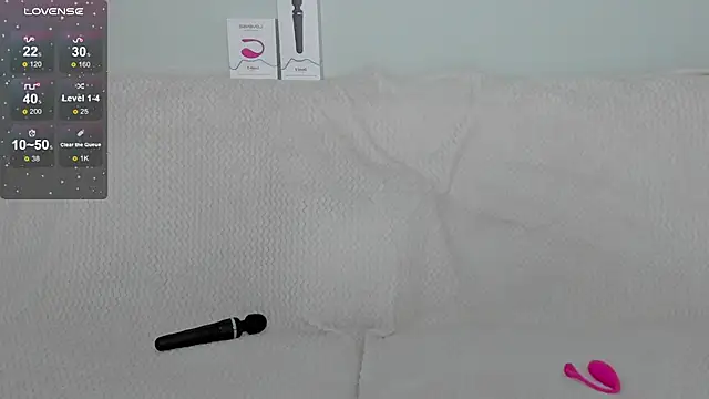 Snapshot of Amina_XDoll chatting on December 15, 2:27 am Amina XDoll online show from December 15, 2:27 am