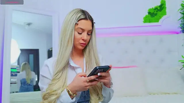 AriannaSins online show from January 27, 12:58 pm