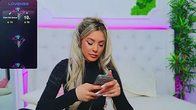 AriannaSins online show from February 5, 7:42 pm