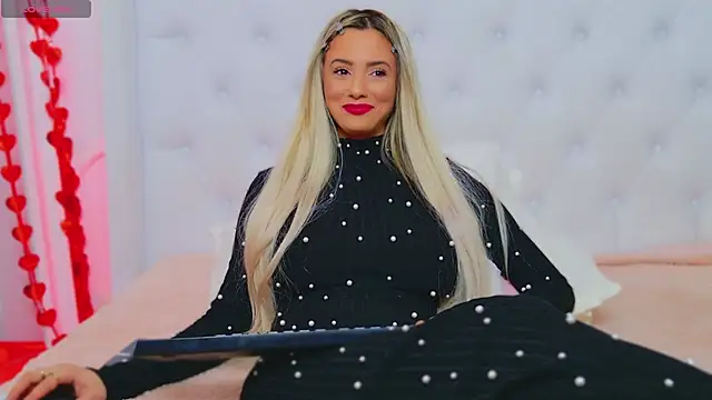 AriannaSins online show from February 7, 4:24 pm