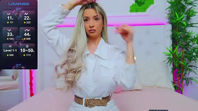 AriannaSins online show from February 11, 1:41 pm