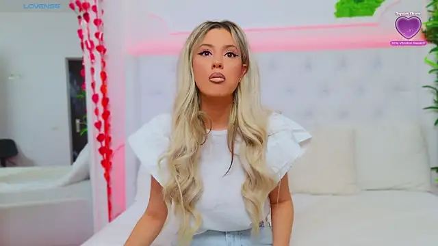 AriannaSins online show from March 7, 1:40 pm