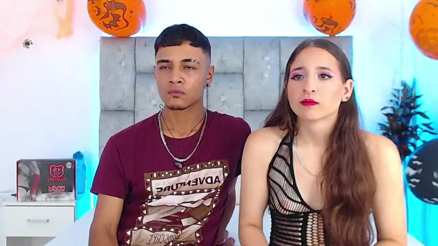 Snapshot of SweetAndSinful chatting on November 2, 4:26 am SweetAndSinful online show from November 2, 4:26 am