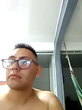 DariusNoir online show from October 20, 1:17 am