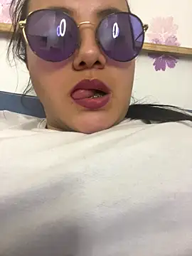 antoniamiller69 online show from October 16, 6:47 am