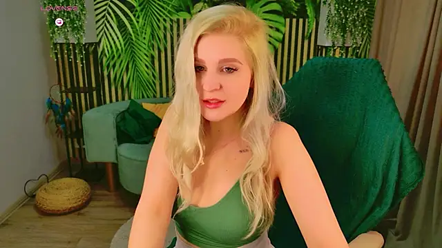 cold blondie online show from March 18, 7:22 am