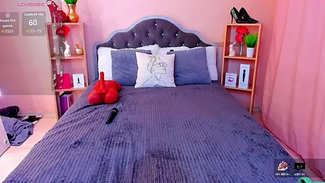 ChloeBrut online show from December 1, 12:04 am