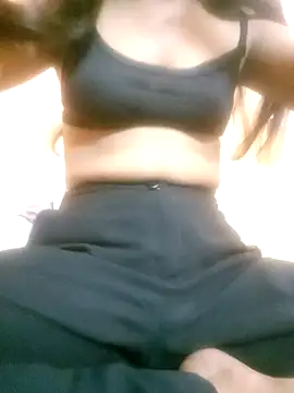Snapshot of malti_singh chatting on October 23, 6:23 am malti singh online show from October 23, 6:23 am