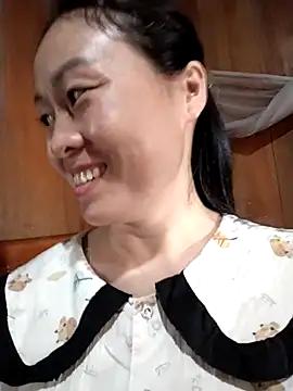 Snapshot of Spring-mky chatting on October 26, 3:56 am Spring-mky online show from October 26, 3:56 am