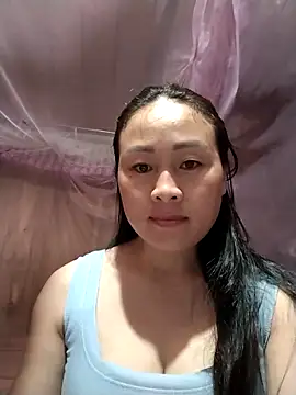 Snapshot of Spring-mky chatting on October 29, 3:25 pm Spring-mky online show from October 29, 3:25 pm