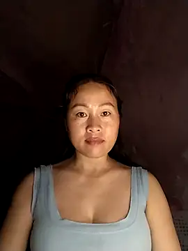 Snapshot of Spring-mky chatting on November 8, 8:18 pm Spring-mky online show from November 8, 8:18 pm