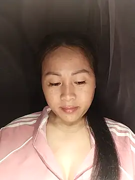 Snapshot of Spring-mky chatting on November 21, 9:46 pm Spring-mky online show from November 21, 9:46 pm