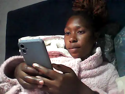 sexysmalldaily04 online show from October 17, 8:06 am