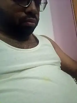 darren20k9 online show from April 27, 4:49 pm