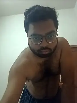 darren20k9 online show from April 28, 4:50 am