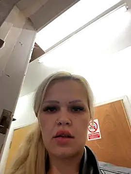 CherryXOX- online show from October 16, 12:28 pm