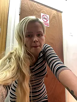 CherryXOX- online show from October 24, 10:44 am