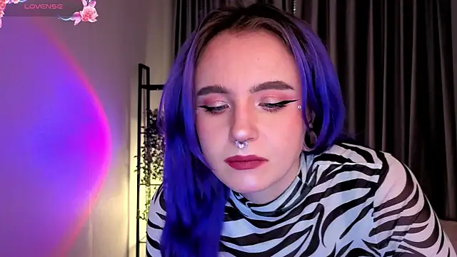 AleksaDivine online show from October 20, 9:48 pm