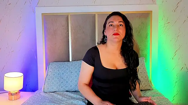 Snapshot of Elizabeth_bennett_6 chatting on October 20, 3:34 pm Elizabeth bennett 6 online show from October 20, 3:34 pm