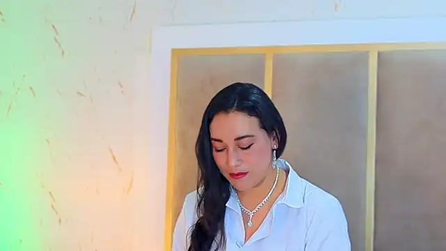 Snapshot of Elizabeth_bennett_6 chatting on October 25, 12:02 pm Elizabeth bennett 6 online show from October 25, 12:02 pm