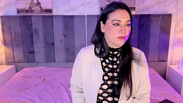 Snapshot of Elizabeth_bennett_6 chatting on January 8, 10:50 am Elizabeth bennett 6 online show from January 8, 10:50 am