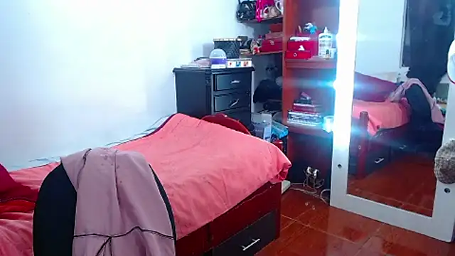 MariamGray1 online show from July 16, 4:29 am