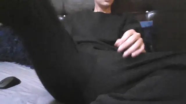 esmermoon online show from November 13, 11:03 pm