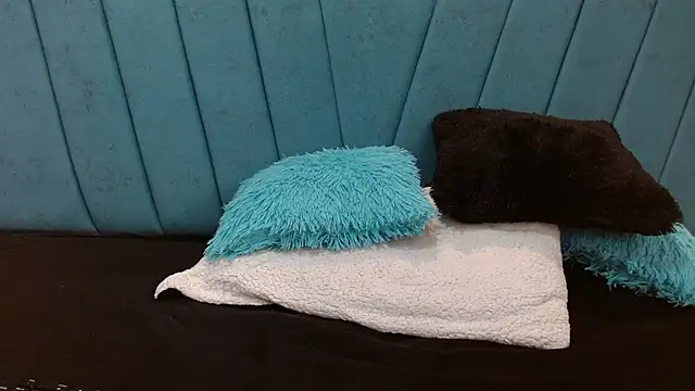 Billi TillXX online show from October 19, 6:03 am