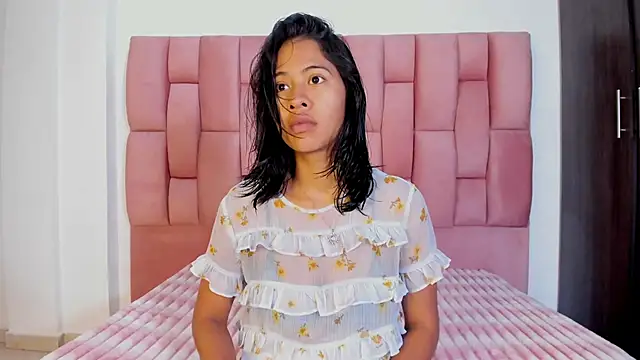 EuphoriaSavage online show from October 18, 12:50 pm