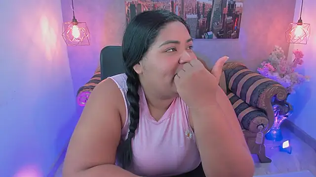 Sara clk online show from March 17, 6:33 pm