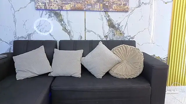 Charlotte Skinny aws online show from October 17, 5:48 pm