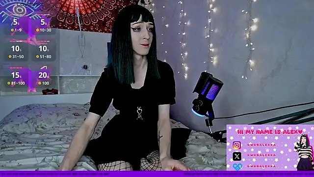 whoalexxa online show from January 8, 6:59 am