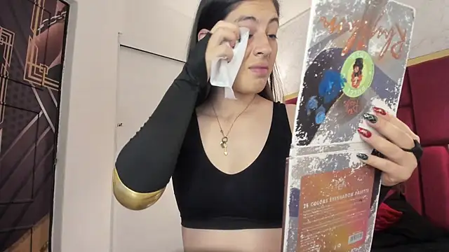 moon winy online show from November 6, 11:33 am