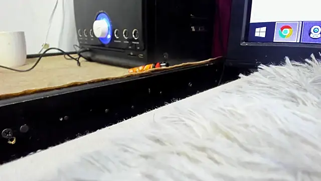 Snapshot of IvettePetit chatting on November 6, 10:10 pm IvettePetit online show from November 6, 10:10 pm