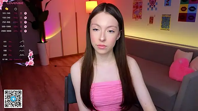 Snapshot of Yasmin_Kass chatting on April 28, 6:40 am Yasmin Kass online show from April 28, 6:40 am