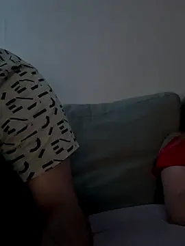 Snapshot of feetdetente chatting on November 8, 1:39 am feetdetente online show from November 8, 1:39 am