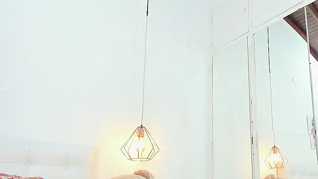 Alanna miaw online show from November 24, 7:08 am