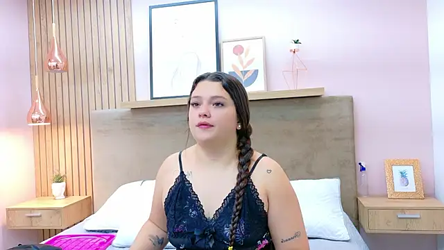 Tessa Stone online show from January 15, 1:54 am