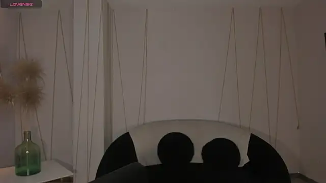 ScarlettBlaze  online show from February 27, 12:05 pm