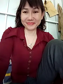 Snapshot of Ana-love2025 chatting on November 6, 1:17 am Ana-love2025 online show from November 6, 1:17 am