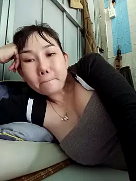 Snapshot of Ana-love2025 chatting on November 7, 1:49 am Ana-love2025 online show from November 7, 1:49 am