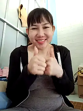 Snapshot of Ana-love2025 chatting on November 15, 1:03 am Ana-love2025 online show from November 15, 1:03 am