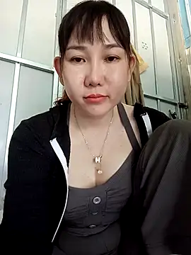 Snapshot of Ana-love2025 chatting on November 19, 1:05 am Ana-love2025 online show from November 19, 1:05 am