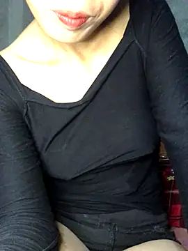 Snapshot of Lily-2k chatting on November 30, 10:25 pm Lily-2k online show from November 30, 10:25 pm