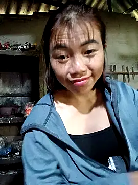 Snapshot of omai-ngot chatting on October 27, 3:54 am omai-ngot online show from October 27, 3:54 am