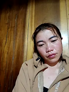 Snapshot of omai-ngot chatting on November 18, 6:56 pm omai-ngot online show from November 18, 6:56 pm