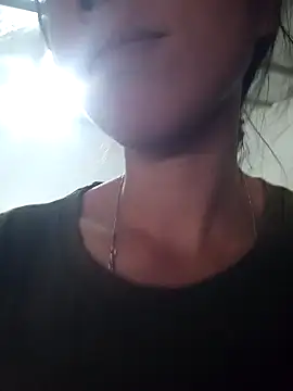 mochi suka online show from October 18, 11:16 pm