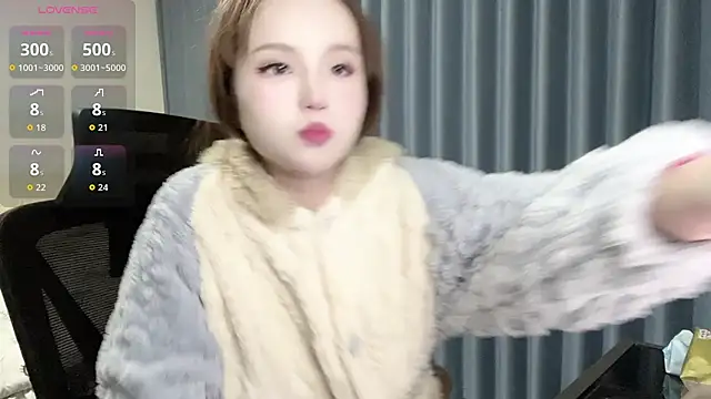 Momo-999 online show from November 19, 5:46 pm