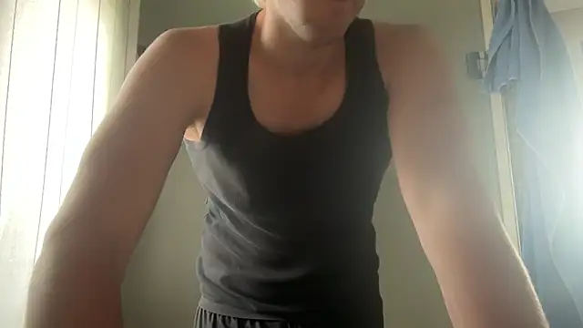 Snapshot of asiva39 chatting on May 12, 6:43 am asiva39 online show from May 12, 6:43 am
