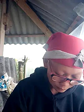 nui-show online show from November 11, 8:47 am